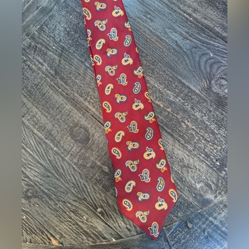Brooks Brothers Vintage Paisley Silk Tie red professor vibes neck tie